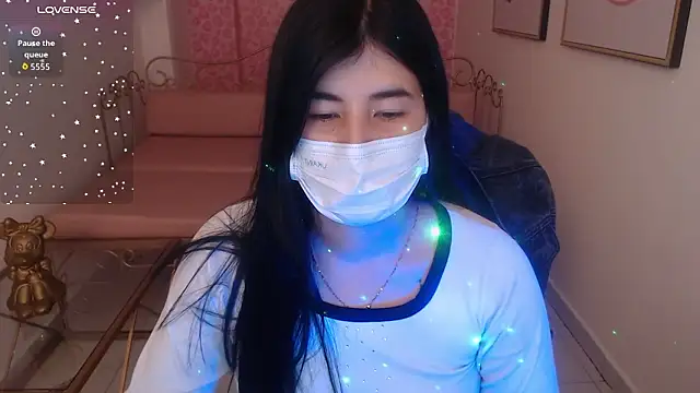 Nina harpper  online show from 02/05/26, 01:07