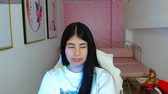 Nina harpper  online show from 04/14/26, 01:10