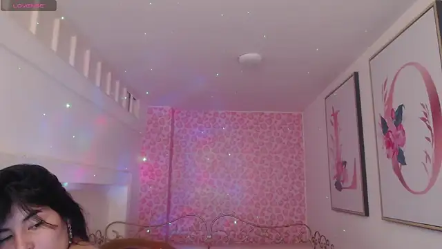 Nina harpper  online show from 01/06/26, 01:15