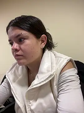 Snapshot of Camila_Duarte2 chatting on 03/02/26, 01:29 Camila Duarte2 online show from 03/02/26, 01:29