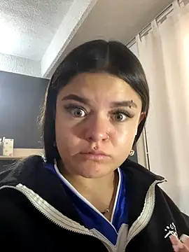 Camila Duarte2 online show from 12/04/25, 12:26