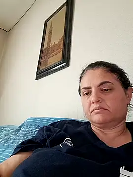 Snapshot of gini92 chatting on 04/11/26, 06:54 gini92 online show from 04/11/26, 06:54