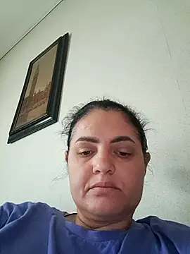 Snapshot of gini92 chatting on 02/22/26, 06:27 gini92 online show from 02/22/26, 06:27