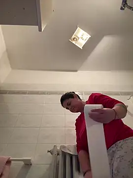 Snapshot of gini92 chatting on 02/14/26, 05:29 gini92 online show from 02/14/26, 05:29