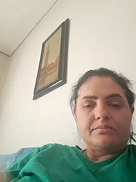 Snapshot of gini92 chatting on 02/23/26, 10:05 gini92 online show from 02/23/26, 10:05