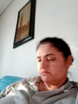 Snapshot of gini92 chatting on 04/03/26, 06:09 gini92 online show from 04/03/26, 06:09