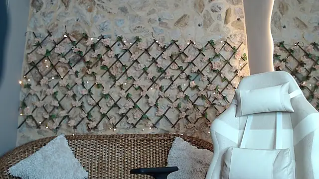 NaughtyNebula online show from 01/16/26, 07:51