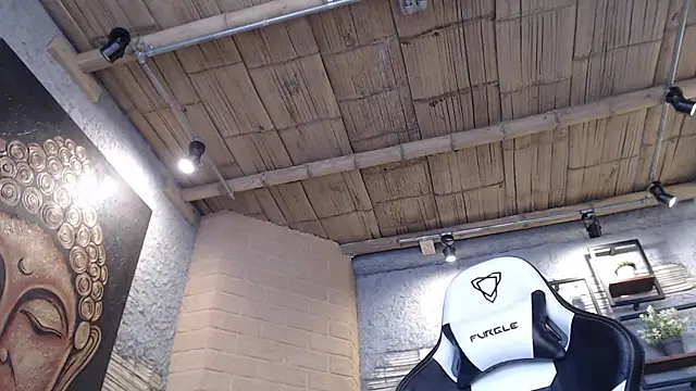 NaughtyNebula online show from 12/05/25, 04:38