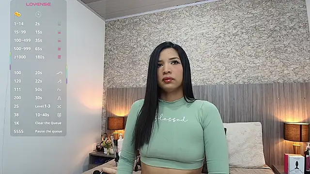 nicol alvarez online show from 02/10/26, 11:31