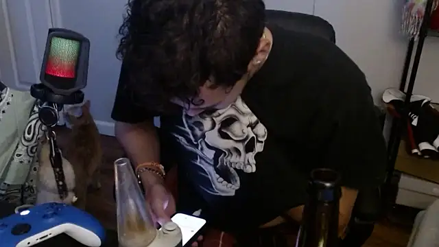 Snapshot of Longdforya chatting on 03/24/26, 12:43 Longdforya online show from 03/24/26, 12:43