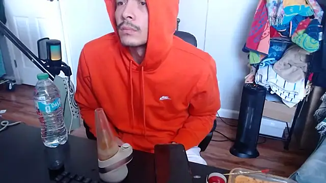 Snapshot of Longdforya chatting on 03/12/26, 05:17 Longdforya online show from 03/12/26, 05:17