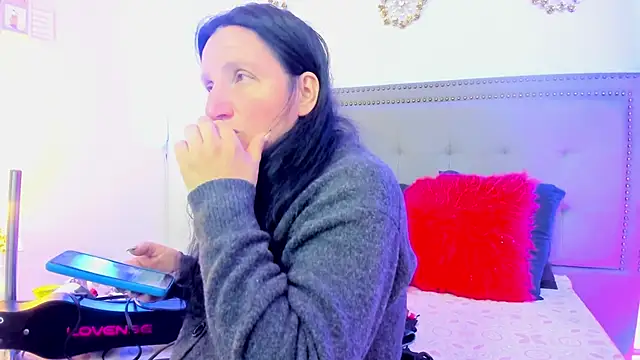 Andre cloefoxx  online show from 02/18/26, 03:15