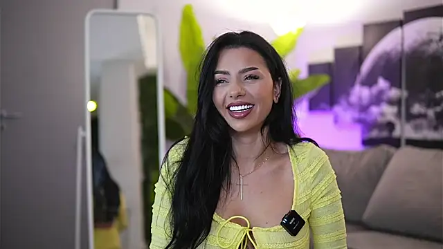 Ivy Trix online show from 03/29/26, 06:20