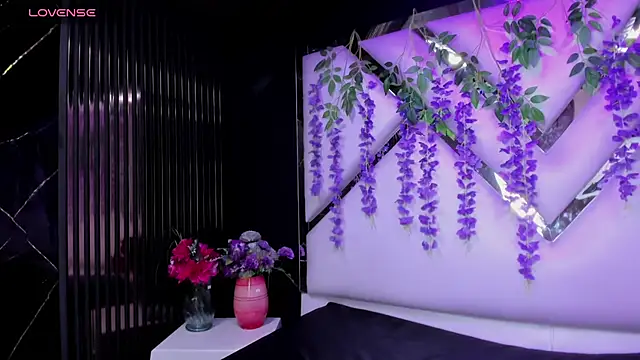 liinzy rouse69 online show from 03/28/26, 03:46