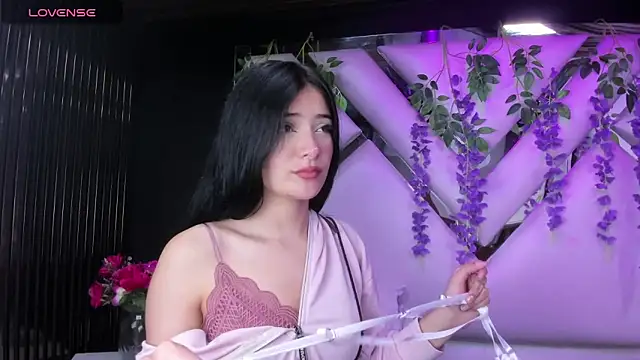 liinzy rouse69 online show from 03/18/26, 03:35