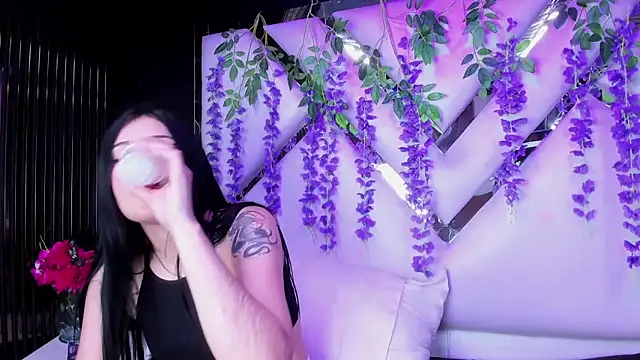 liinzy rouse69 online show from 03/26/26, 06:50