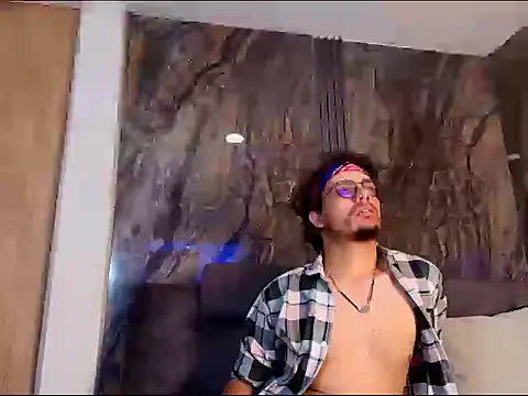 EnzoDarkwood online show from 12/02/25, 01:35