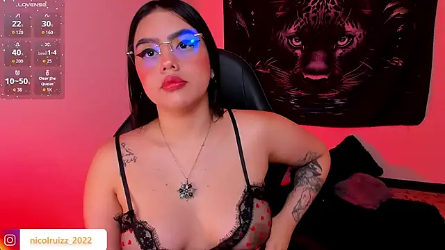 Snapshot of Nicolle_Ruizz chatting on 02/13/26, 10:37 Nicolle Ruizz online show from 02/13/26, 10:37