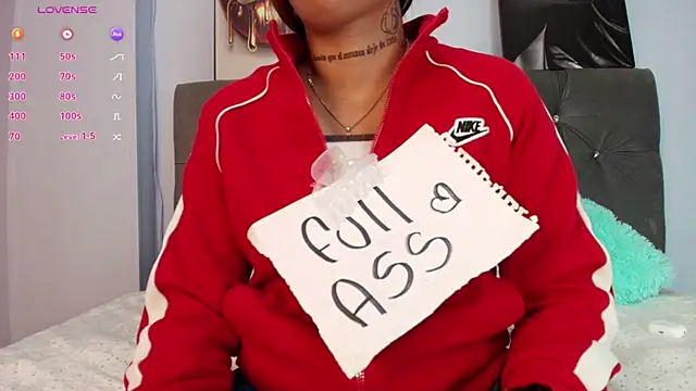 Snapshot of Slut_Dirty_Nastyy chatting on 12/13/25, 10:16 Slut Dirty Nastyy online show from 12/13/25, 10:16