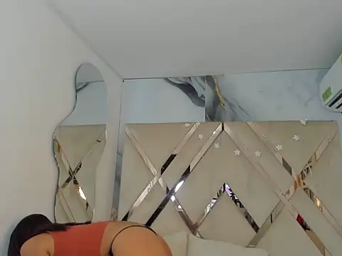 Ladymadinght online show from 12/14/25, 01:28