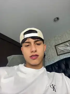 Snapshot of Lander_Cruz chatting on 02/11/26, 07:47 Lander Cruz online show from 02/11/26, 07:47