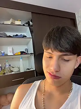 Snapshot of Lander_Cruz chatting on 02/21/26, 07:05 Lander Cruz online show from 02/21/26, 07:05