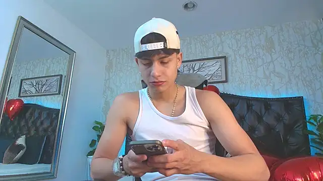 Snapshot of Lander_Cruz chatting on 02/13/26, 05:13 Lander Cruz online show from 02/13/26, 05:13