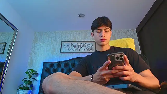 Snapshot of Lander_Cruz chatting on 03/03/26, 06:59 Lander Cruz online show from 03/03/26, 06:59