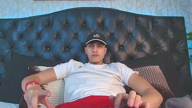 Snapshot of Lander_Cruz chatting on 02/02/26, 07:13 Lander Cruz online show from 02/02/26, 07:13