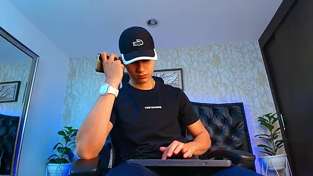 Lander Cruz online show from 03/11/26, 07:19