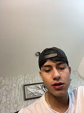 Lander Cruz online show from 12/19/25, 05:37