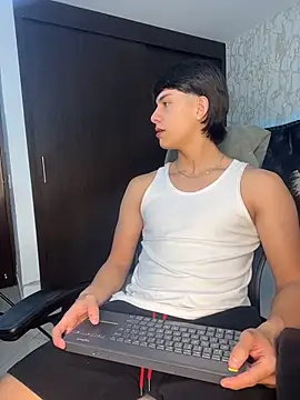 Snapshot of Lander_Cruz chatting on 02/07/26, 05:54 Lander Cruz online show from 02/07/26, 05:54