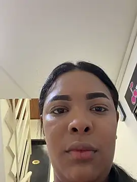 MIAROGGERSS online show from 01/31/26, 07:45