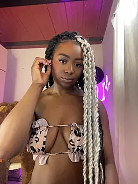 Cynthia es online show from 06/12/26, 01:53