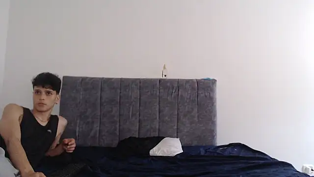 hottie couplee online show from 03/17/26, 10:46