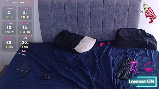hottie couplee online show from 05/08/26, 10:24