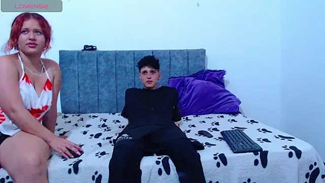 hottie couplee online show from 02/07/26, 11:02