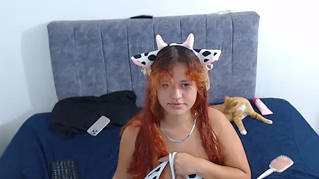 hottie couplee online show from 05/23/26, 10:42