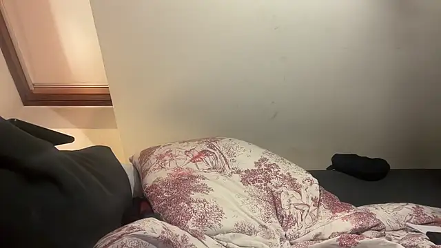 Snapshot of CBT-Sounding chatting on 12/14/25, 11:10 CBT-Sounding online show from 12/14/25, 11:10