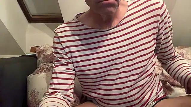 Snapshot of CBT-Sounding chatting on 01/08/26, 10:16 CBT-Sounding online show from 01/08/26, 10:16