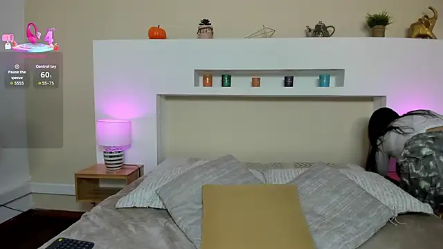 AnikaRomanoff  online show from 12/19/25, 11:23