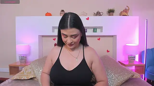 Snapshot of AnikaRomanoff_ chatting on 05/02/26, 03:39 AnikaRomanoff online show from 05/02/26, 03:39