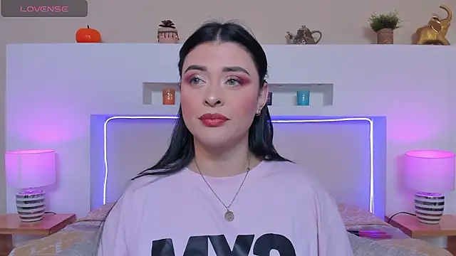 AnikaRomanoff  online show from 02/09/26, 11:52