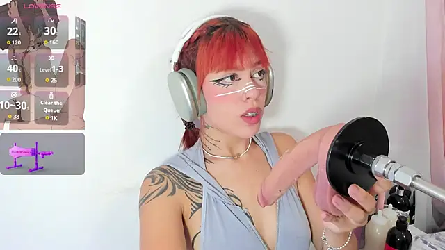 Snapshot of sofia_shadow_ chatting on 01/07/26, 06:18 sofia shadow online show from 01/07/26, 06:18