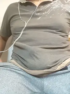 Snapshot of Ronny_Ron chatting on 12/05/25, 03:05 Ronny Ron online show from 12/05/25, 03:05