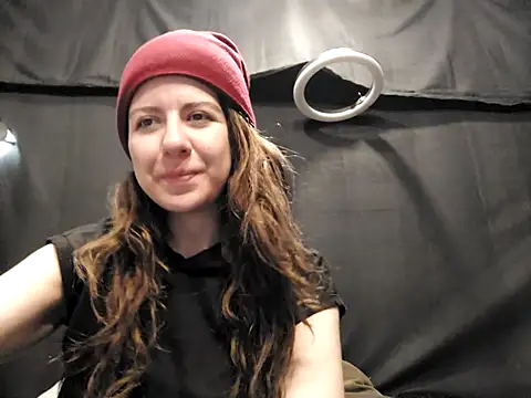 NatyMia online show from 12/19/25, 07:49