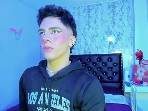 Snapshot of BlakeNoir_ chatting on 12/03/25, 12:23 BlakeNoir online show from 12/03/25, 12:23