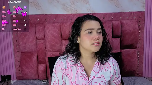 ValeryMorales online show from 04/15/26, 07:29