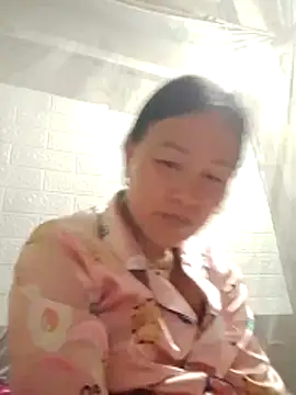 Lili-123k online show from 05/08/26, 05:11