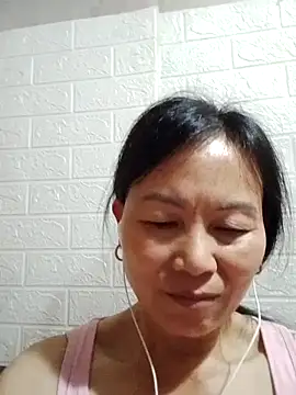 Lili-123k online show from 03/22/26, 03:57